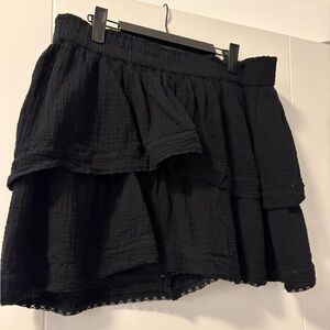 Aritzia Elegant Black Tiered Skirt